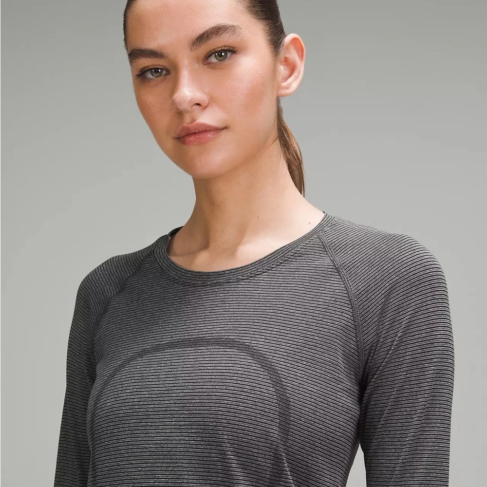 Swiftly Tech Long-Sleeve Shirt 2.0 Waist Length - Picture 5 of 11